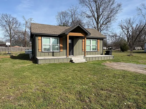 407 N Vann St, Pryor, OK 74361