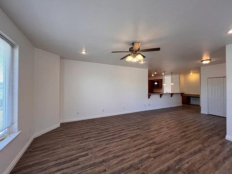 524 Discovery Dr — Photo 18