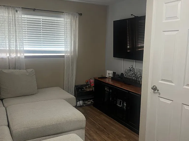 6241 W 108th Pl — Photo 12