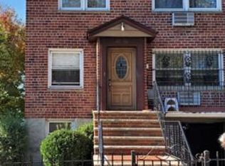 60-46 69th Pl #1, Maspeth, NY 11378