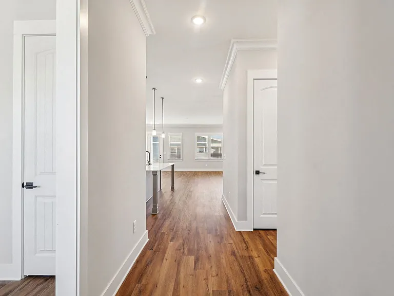 Chartwell Commons at Beechcroft — Photo 14
