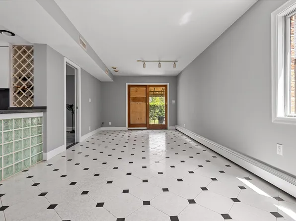 162-25 89th Street image 2 of 16