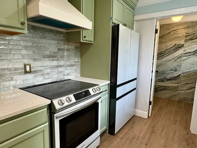 1333 Williams Dr — Photo 7