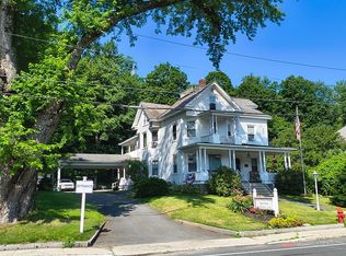 27 Russell Rd, Huntington, MA 01050