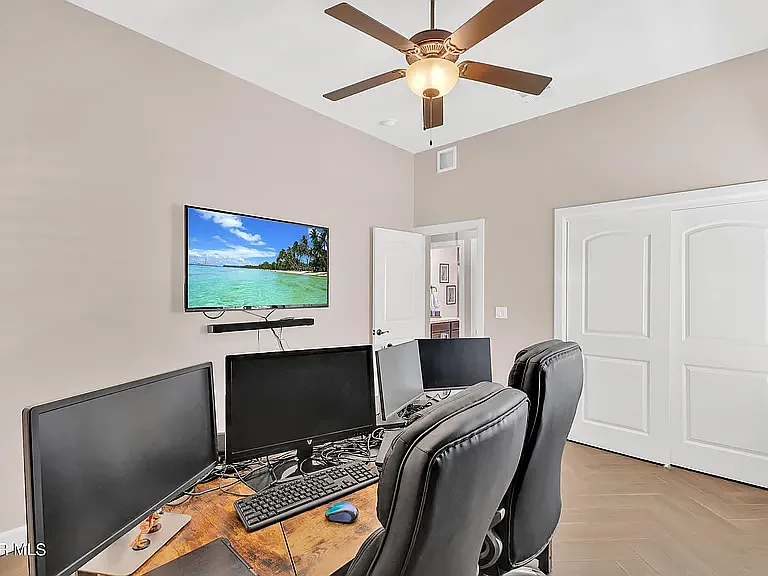 14676 Igor Kaleri Ave — Photo 11