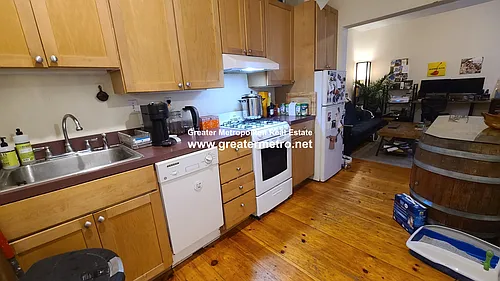 1 Foster St Photo 1