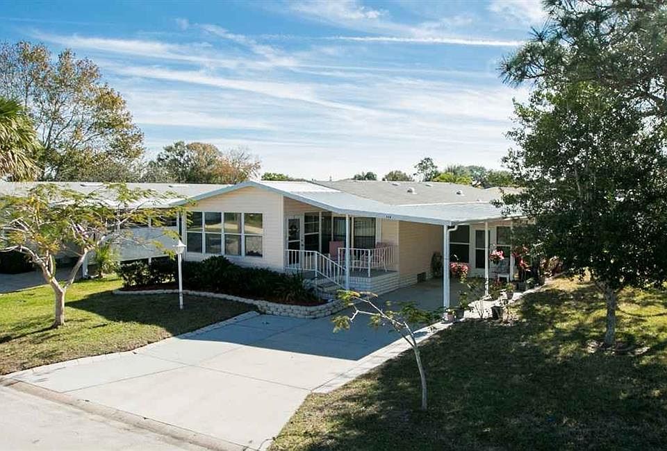 1st image of 600 Bougainvillea Cir