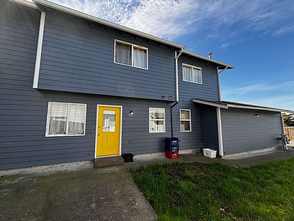 3rd image of 2215 Xenia Ln #0