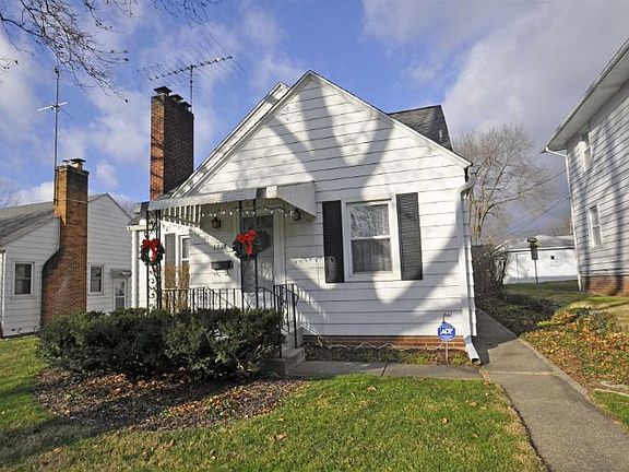 3rd image of 1017 E Irvington Ave