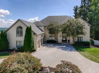 1942 River Sound Dr, Knoxville, TN 37922