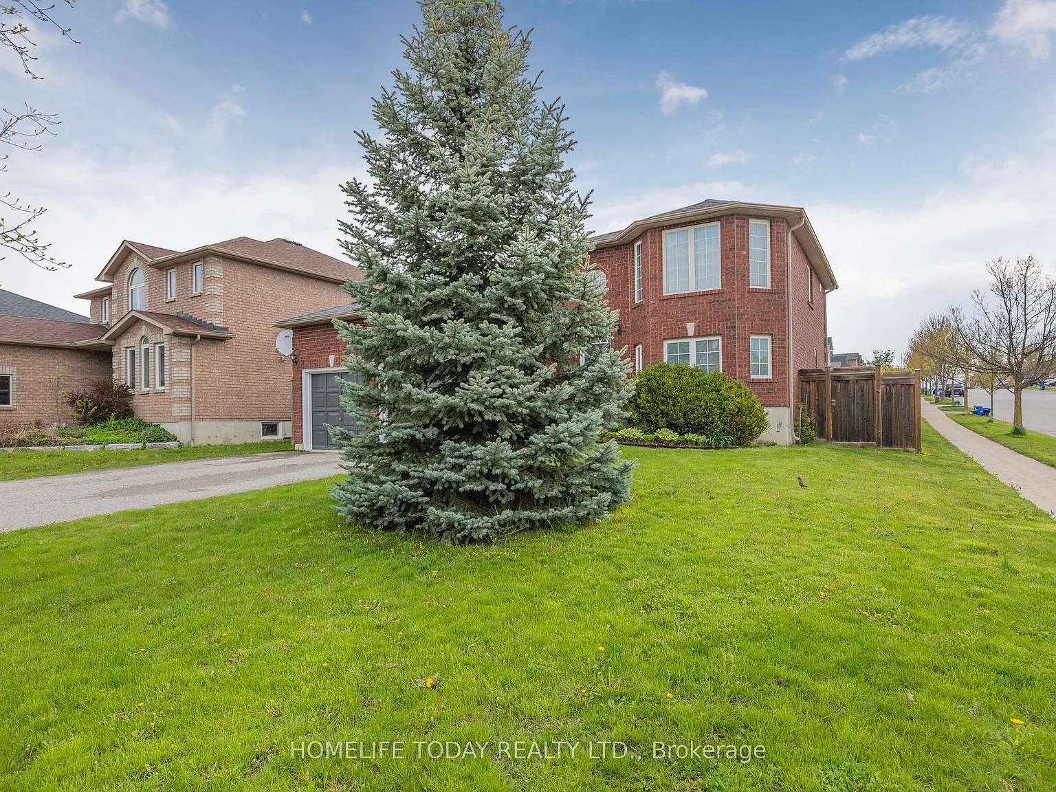 3 bed, 1650 sqft, $2,350 — Photo 1