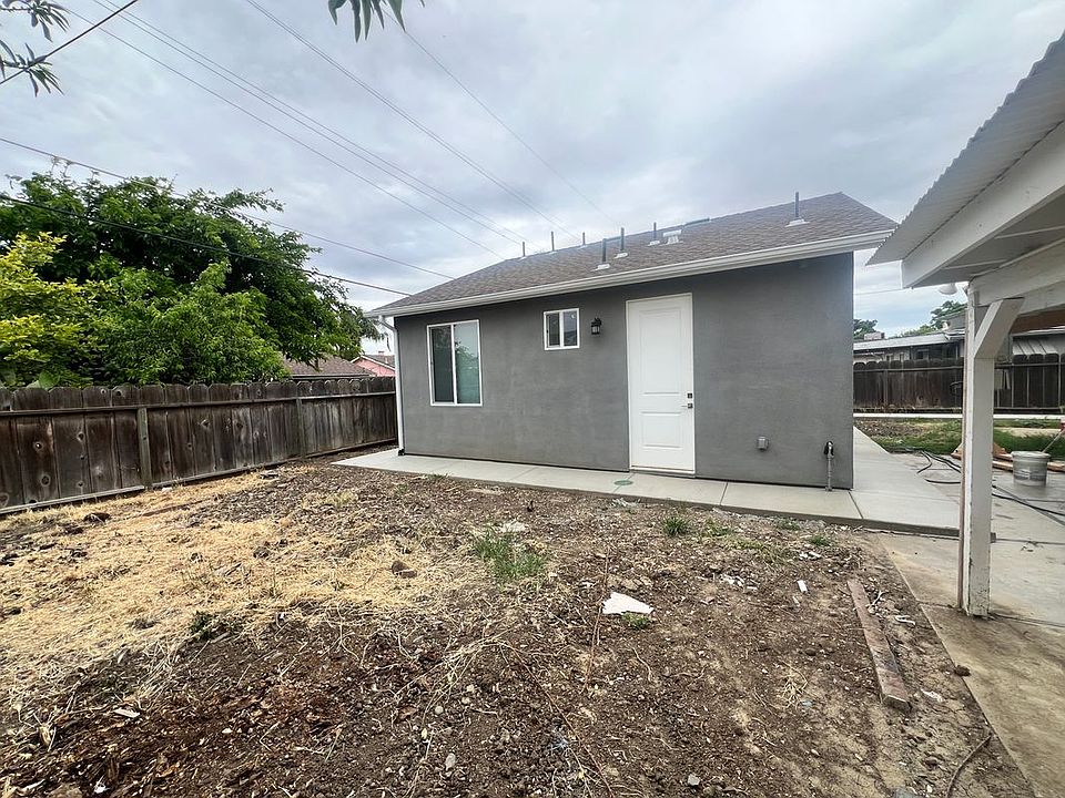 1st image of 119 E Pereira Ave