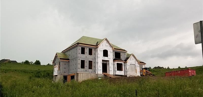 1st image of 111 Kingston Ave