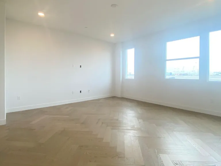 1317 Pullman Way — Photo 12