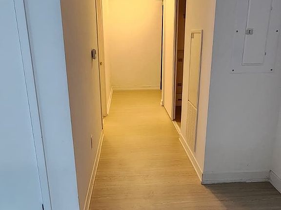 3rd image of 31 Tippett Rd #1015