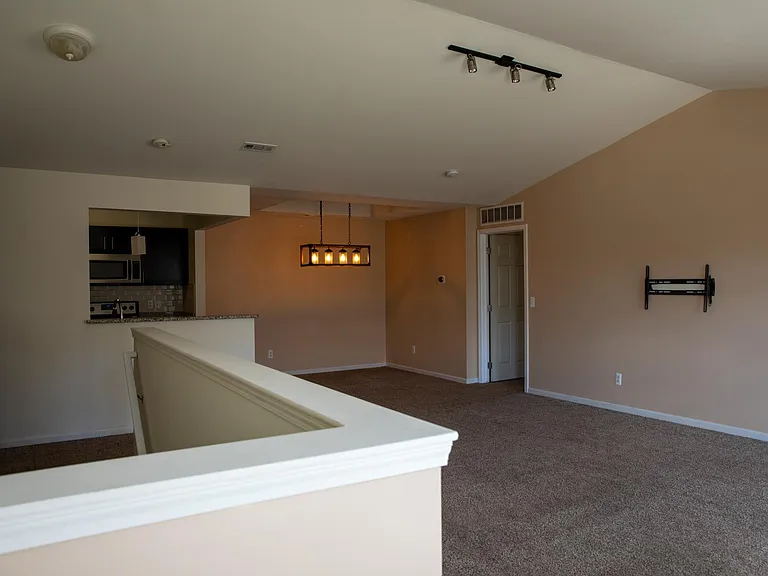 11874 Farmington Rd — Photo 3