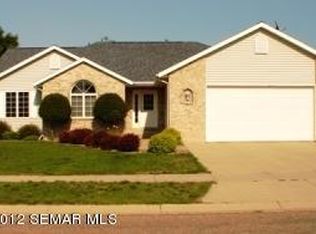 1060 Putters Pl SE, Rochester, MN 55904