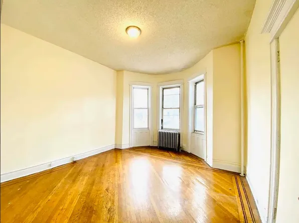 3115 Snyder Ave #1, Brooklyn, NY 11226