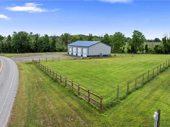 768 Lake Rd #46, Phelps, NY 14532
