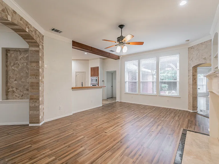 4633 Baldwin Ln — Photo 17