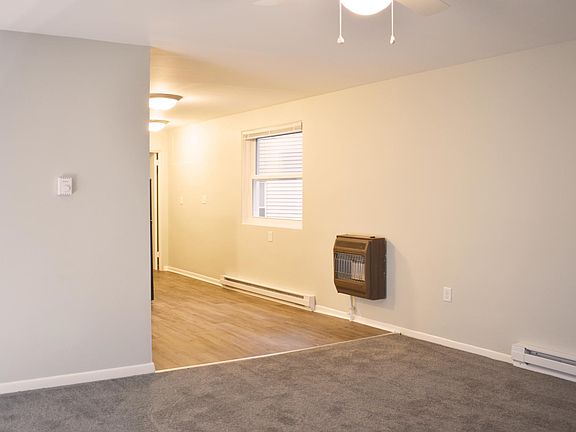 3rd image of 2511-2513 Olyphant Ave #2513-1