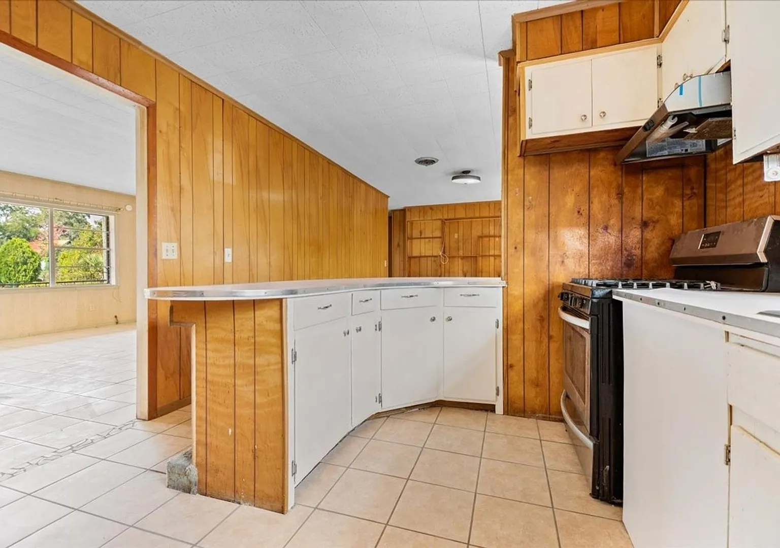 Spacious 4BR House in Brunswick — Photo 3