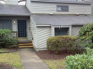 1733 Foxfire Cir, Henrico, VA 23238