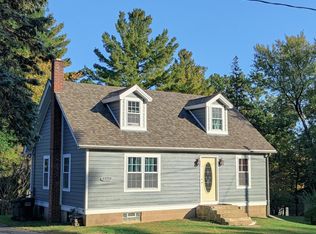 N3254 Acacia Rd, Lake Geneva, WI 53147