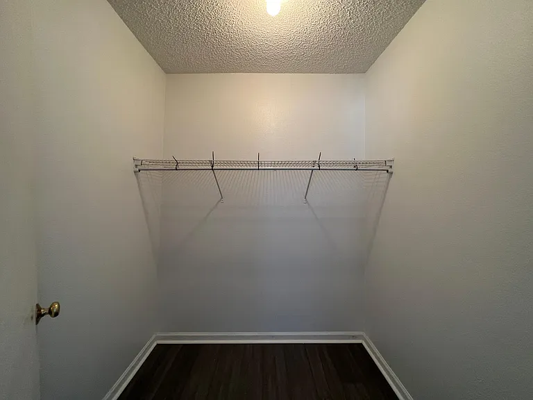1000 S Semoran Blvd #706 — Photo 9