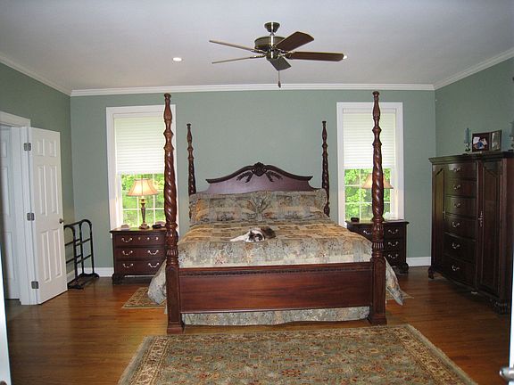 Master Bedroom 1st floor