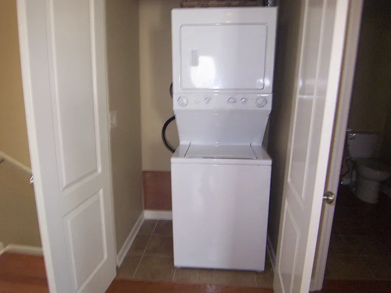 302 Castle Shannon Blvd #2 — Photo 8