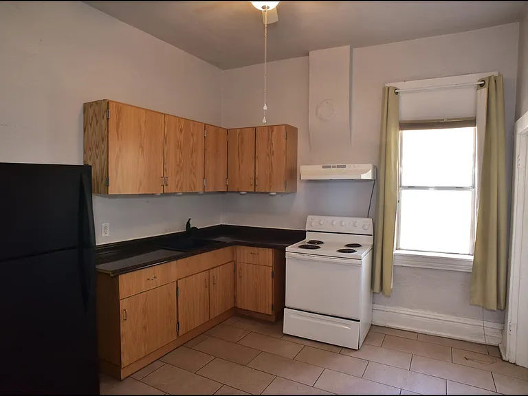 1925 Arizona Ave #2 — Photo 13