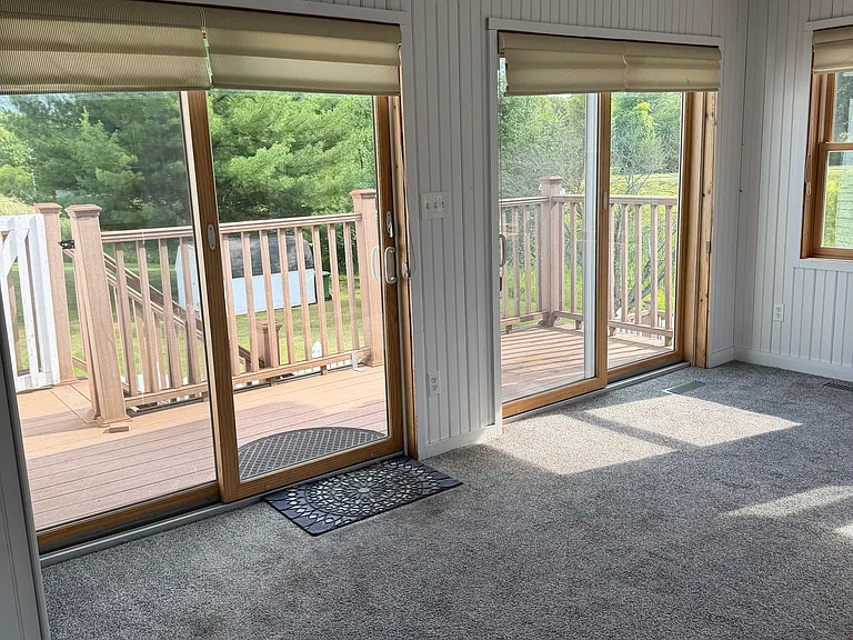 9 Pilgrim Ln — Photo 21