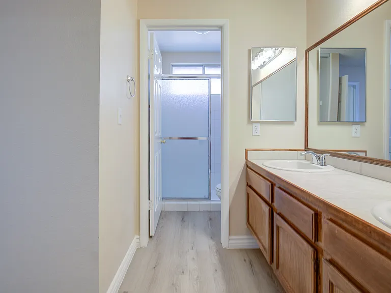 3134 Laurel Ave — Photo 10