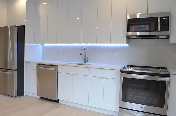 Rented by Brooklyn Landmark Real Estate | media 22