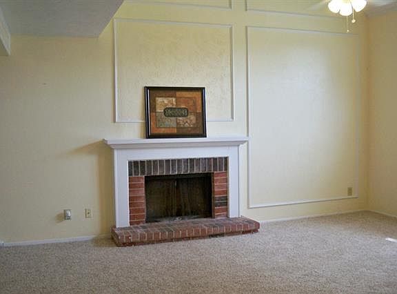2nd image of 3920 Kingsford Ave