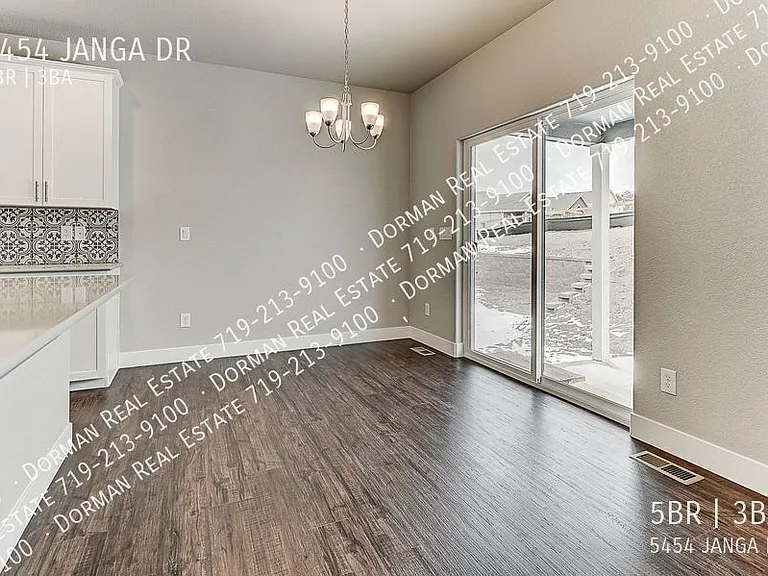 5454 Janga Dr — Photo 12