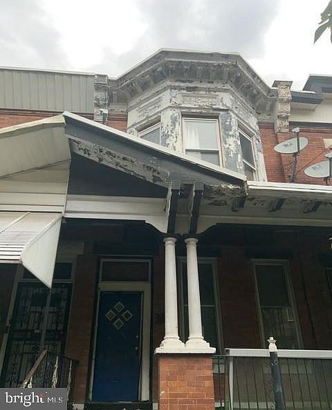 1st image of 2217 W Ontario St