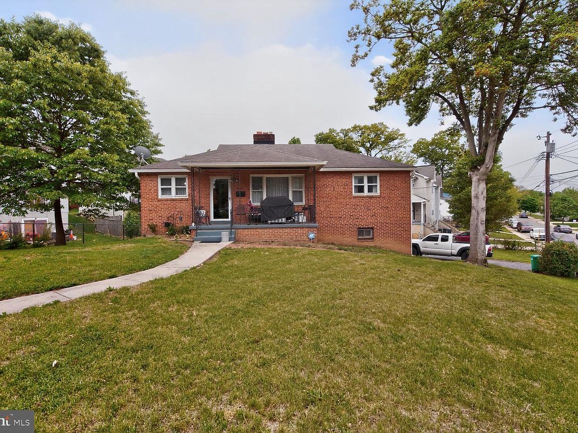 Primary listing photo