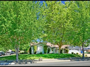 638 Crystal Dr, Eagle Pt, OR 97524