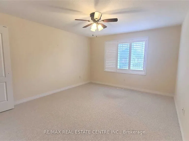 15 Sasha Ct — Photo 27