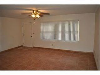 4th image of 513 Adams Ave