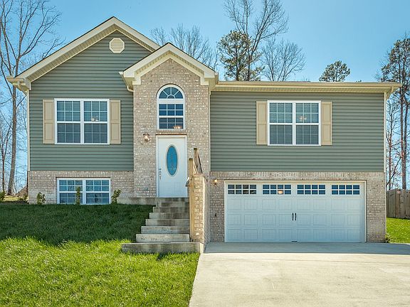 2nd image of 2021 Short Leaf Ln