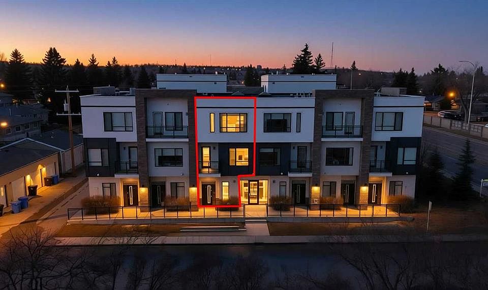 1st image of 15 E Rosscarrock Gate SW #109