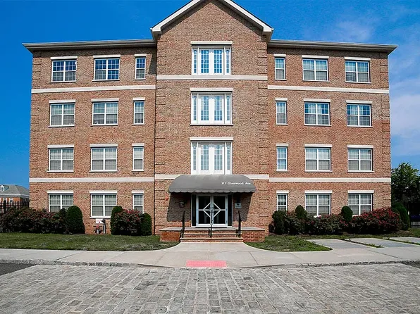 111 Glenwood