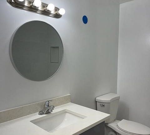 4th image of 720 Washington Ave N APT 202