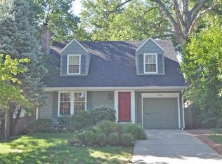 2121 W 49th Ter, Westwood Hills, KS 66205