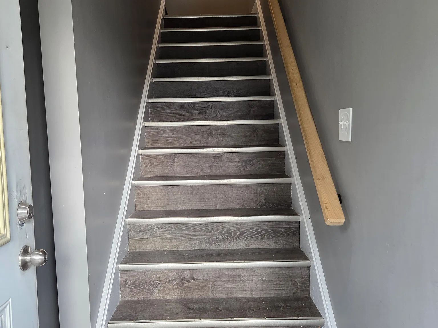 1 bed, 1600 sqft, $1,900 — Photo 2