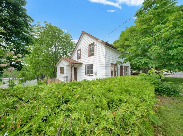 5150 Main St, Clarington, ON L0B 1M0