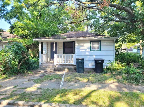 1621 Clyde St, South Bend, IN 46613